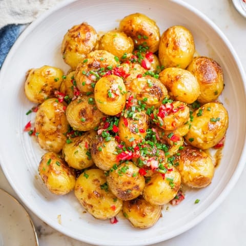 Crispy Garlic Butter Potatoes
